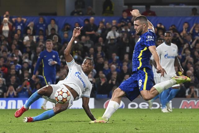 塔图姆31+8利拉德32分 凯尔特人险胜雄鹿7连胜