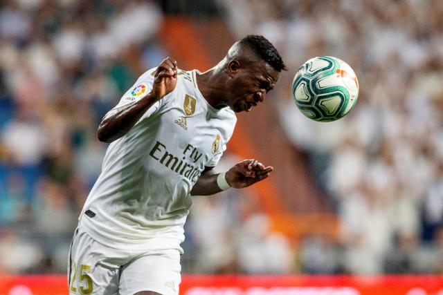 近11次京粤大战首钢仅1胜 莱登：攻联防出问题